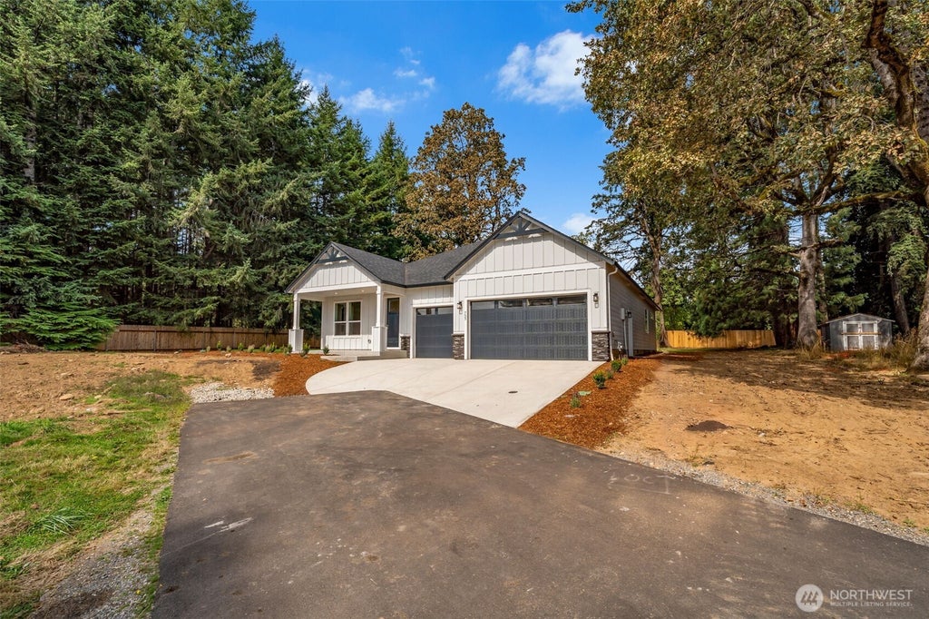 Photo of 753 C Street, Washougal, WA 98671 (MLS # 2581906)