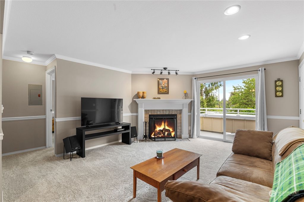 Photo of 21301 52nd Ave Ave W #B209, Mountlake Terrace, WA 98043 (MLS # 2224152)