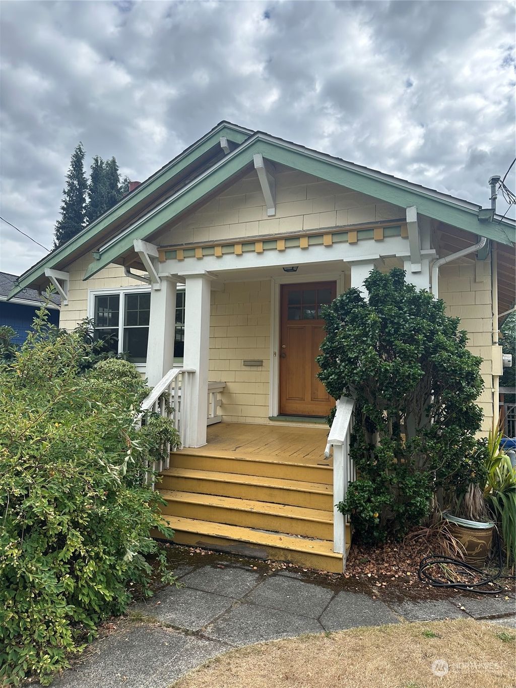 Photo of 1213 N Allen Place, Seattle, WA 98103 (MLS # 2177154)
