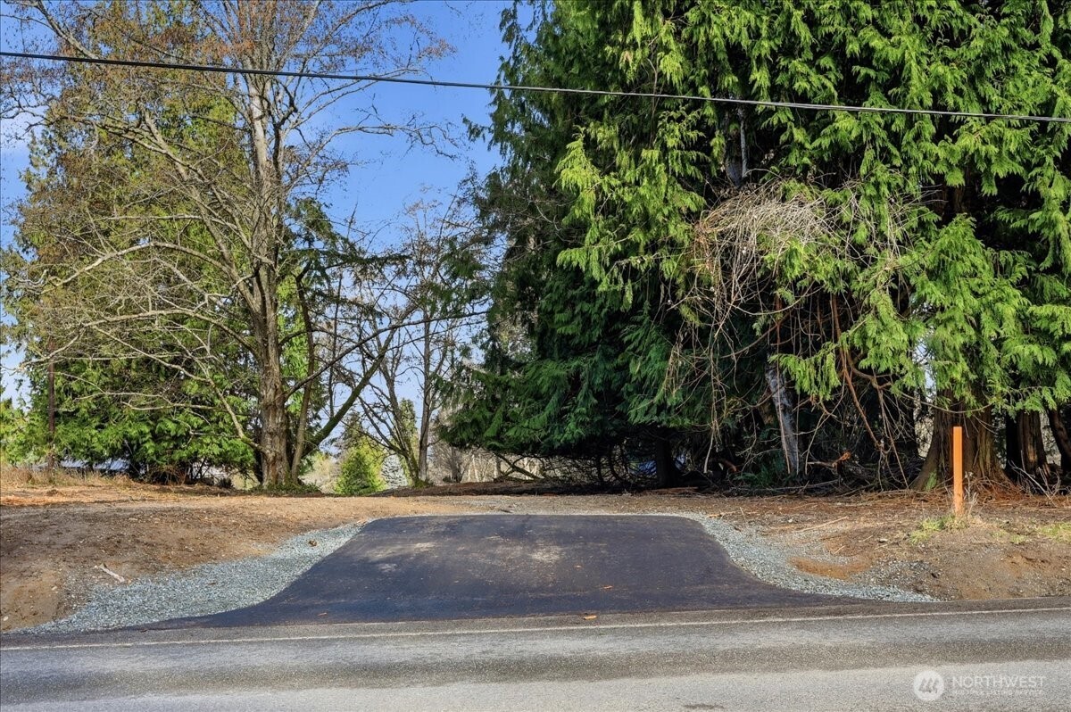 7 Sandy Point Road