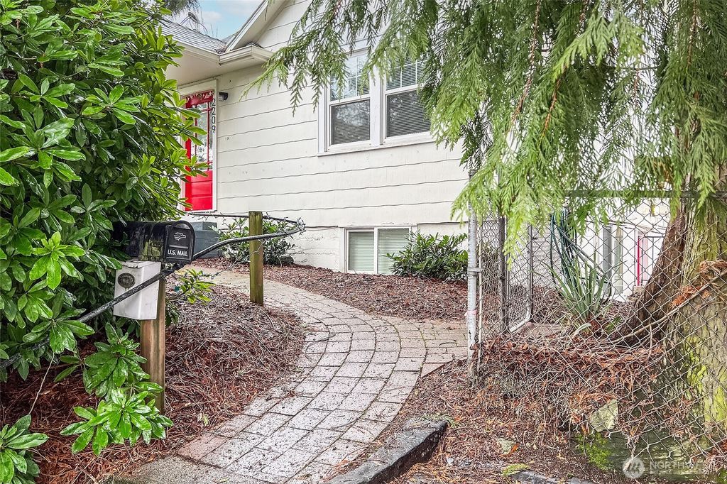 Photo of 2209 E Roanoke Street, Seattle, WA 98112 (MLS # 2343958)