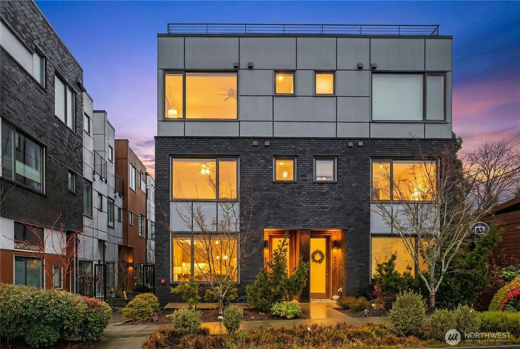 Photo of 4272 SW Bradford Street, Seattle, WA 98116 (MLS # 2465110)