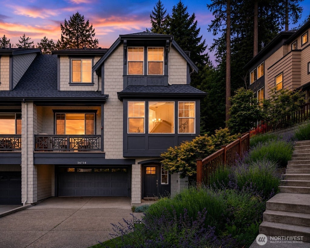 Photo of 26728 NE Walden Way, Duvall, WA 98019 (MLS # 2575367)