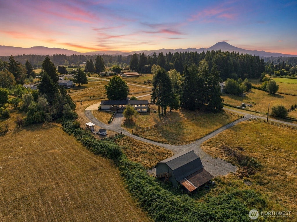 Photo of 15724 SE 369th Street, Auburn, WA 98092 (MLS # 2571260)