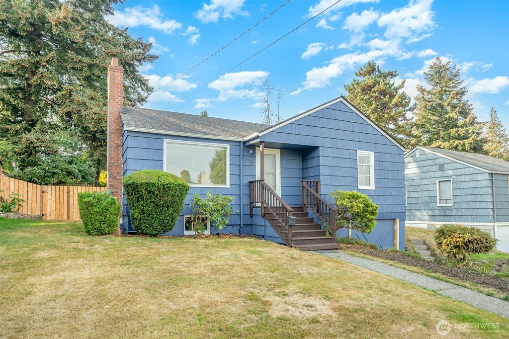 Photo of 3839 30th Avenue W, Seattle, WA 98199 (MLS # 2470589)