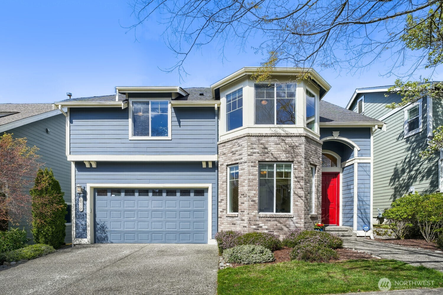 2972 NE Marquette Way
