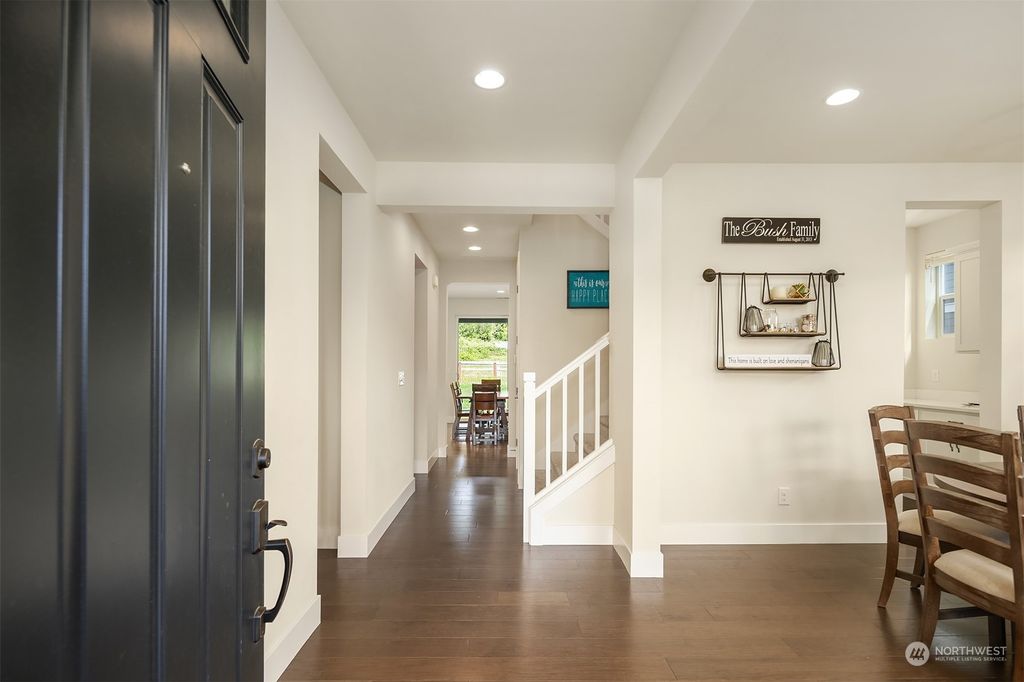 Photo of 336 Shadow Avenue NE, Renton, WA 98059 (MLS # 2129486)
