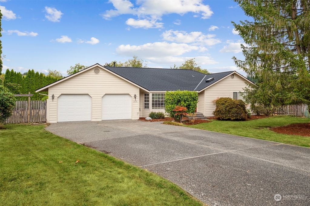 Photo of 2735 214th Street SW, Brier, WA 98036 (MLS # 2156373)