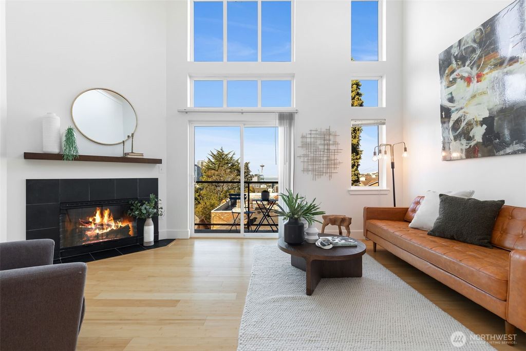 Photo of 231 Belmont Avenue E #404, Seattle, WA 98102 (MLS # 2439998)