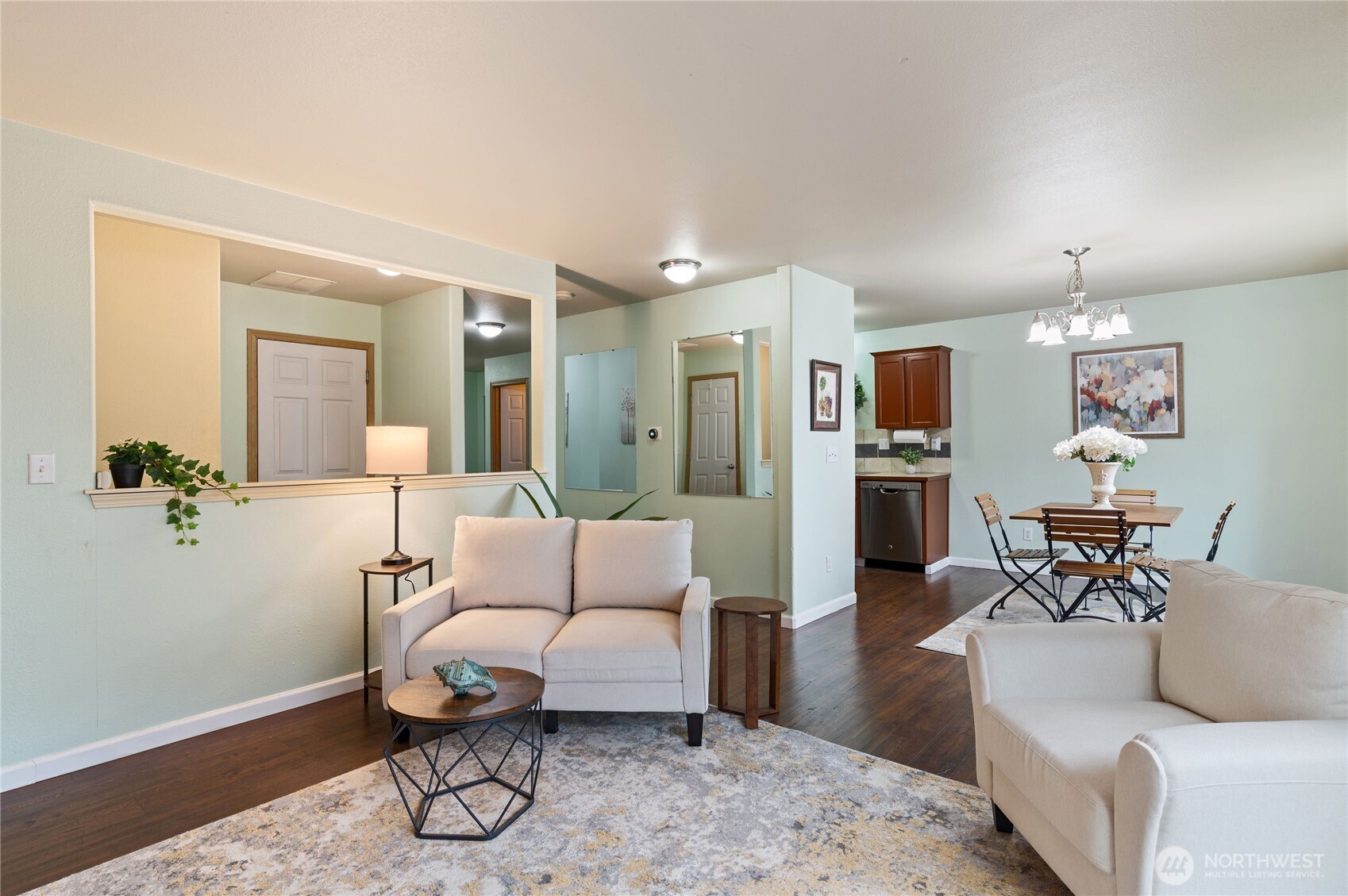 17707 1st Avenue Ct E