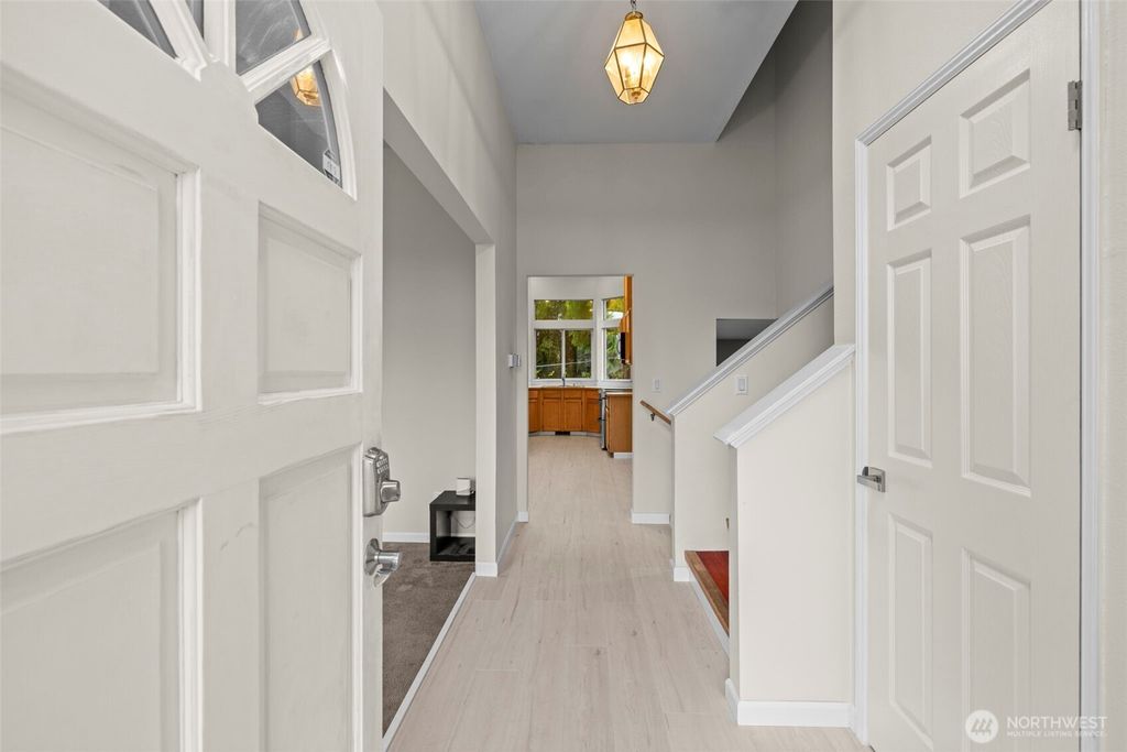 Photo of 3615 170th Street SW, Lynnwood, WA 98037 (MLS # 2494998)