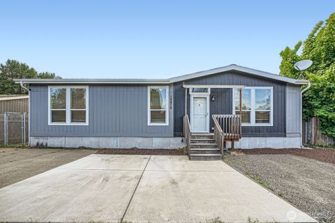 MLS: 2375596