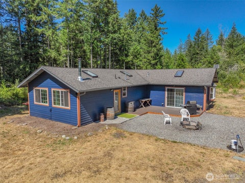Photo of 19002 Sorenson Road SE, Yelm, WA 98597 (MLS # 2463077)