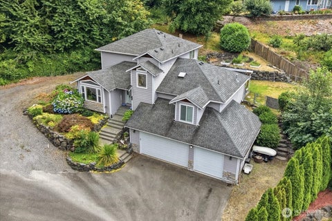 Photo of 310 Fife Way, Milton, WA 98354 (MLS # 2555610)