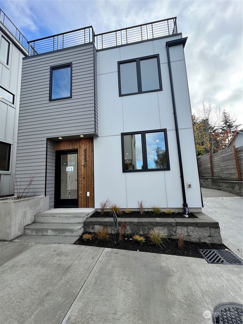 Photo of 4333 30th Avenue W #C, Seattle, WA 98199 (MLS # 2319574)