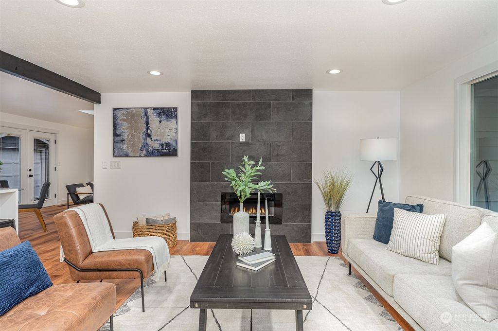 Photo of 5622 157th Place SW, Edmonds, WA 98026 (MLS # 2312583)