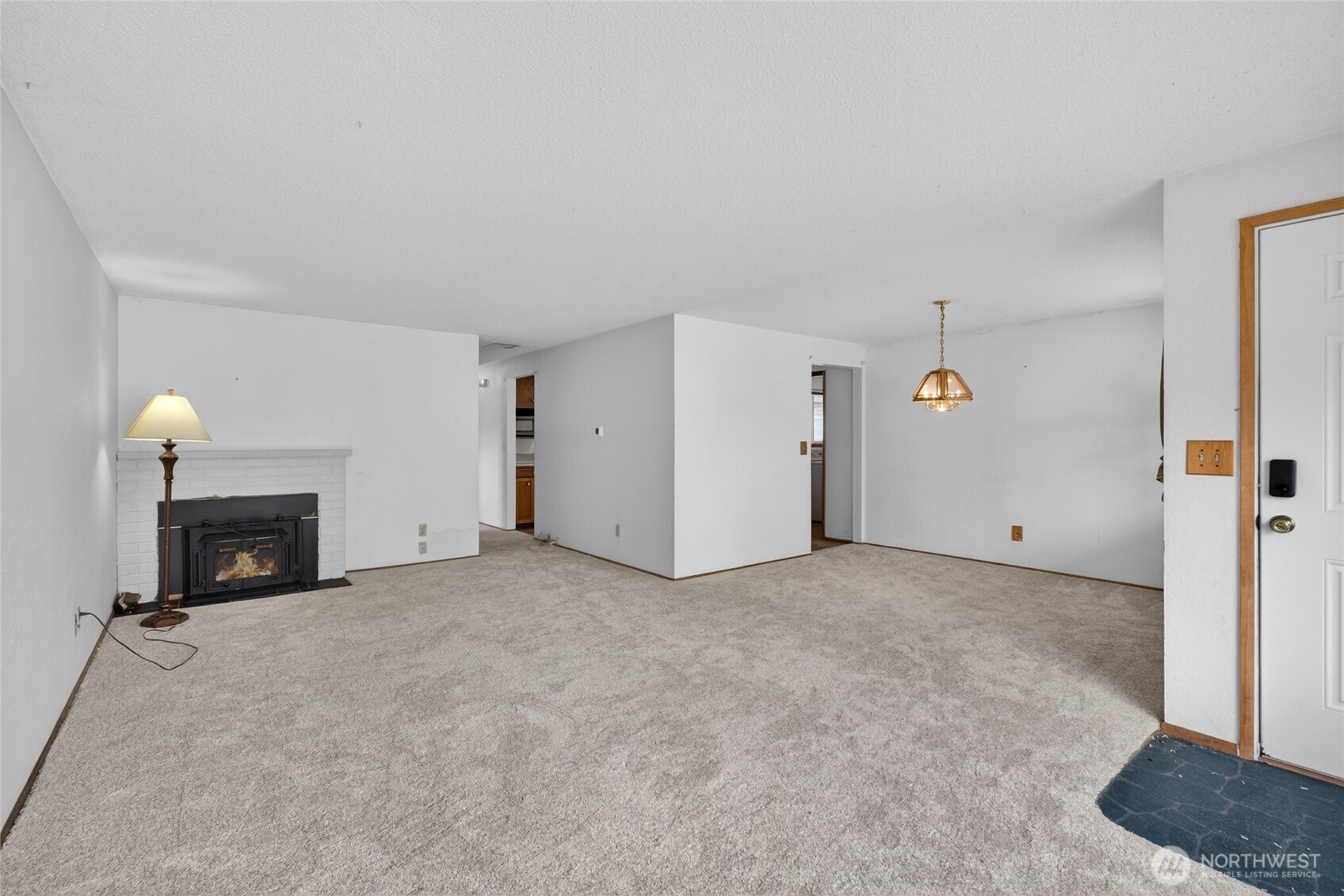 614 Violet Meadow Street S