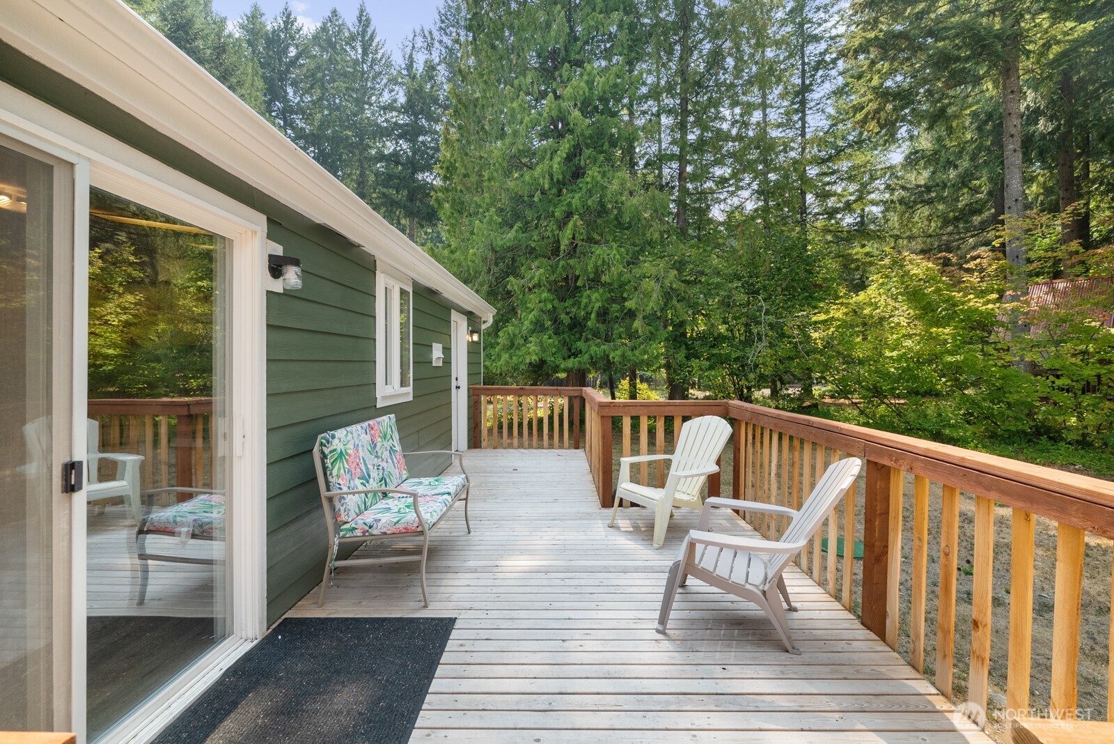 178 Mt Rainier Drive