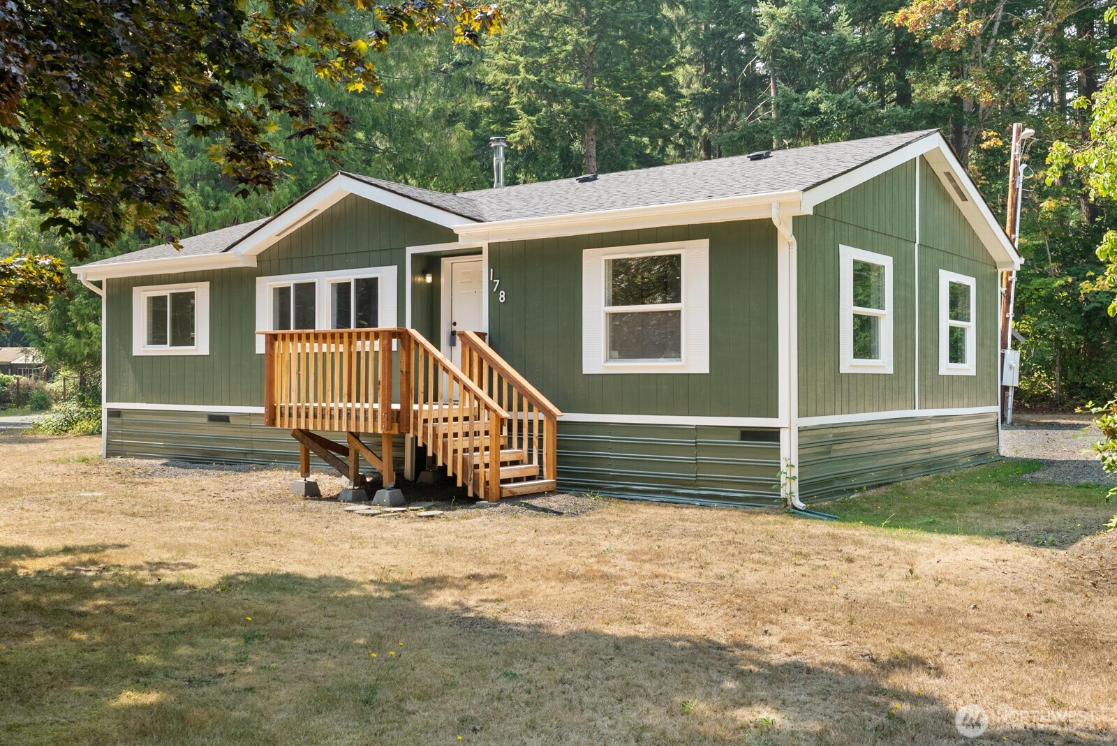 178 Mt Rainier Drive