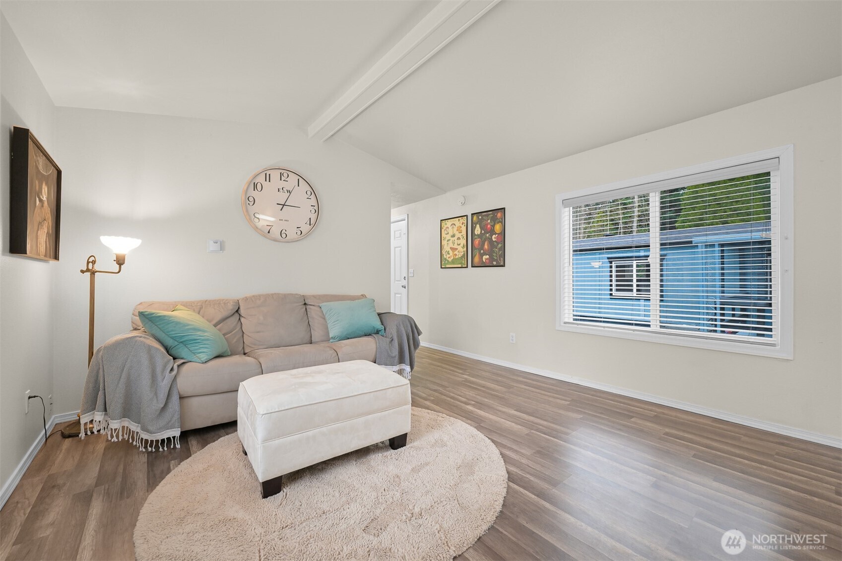 4672 Birch Bay Lynden Road 62