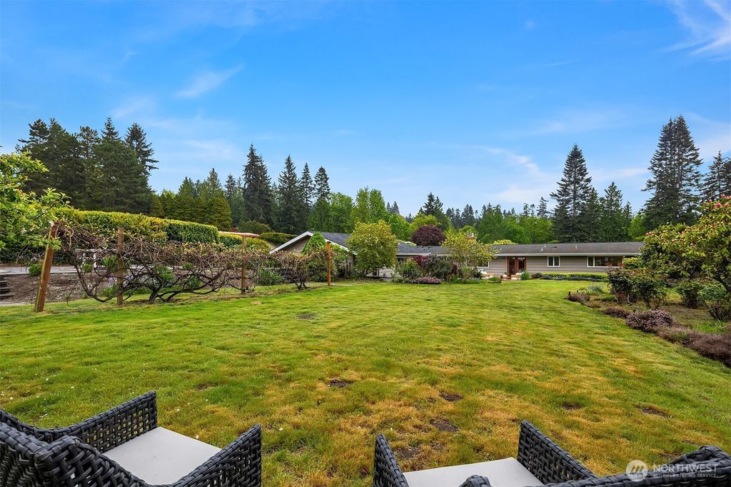 Photo of 1526 NW 167th Street, Shoreline, WA 98177 (MLS # 2366564)