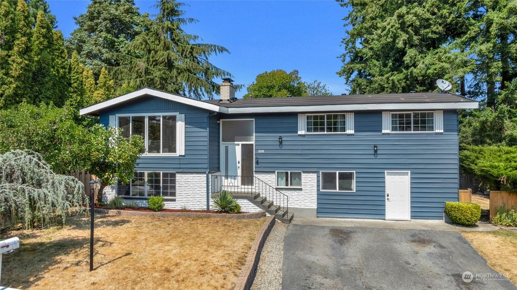 Photo of 2332 N 187th Street, Shoreline, WA 98133 (MLS # 2276270)