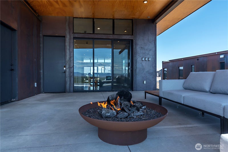 23592 Gorge View Loop NW