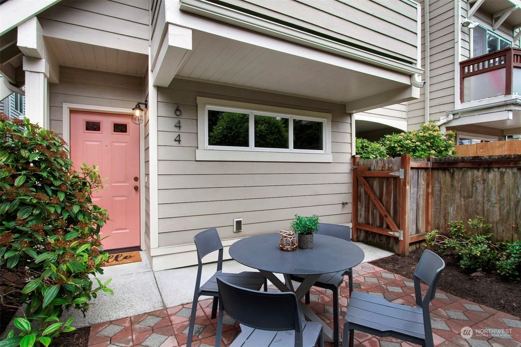 Photo of 644 NW 85th Street, Seattle, WA 98117 (MLS # 2245524)