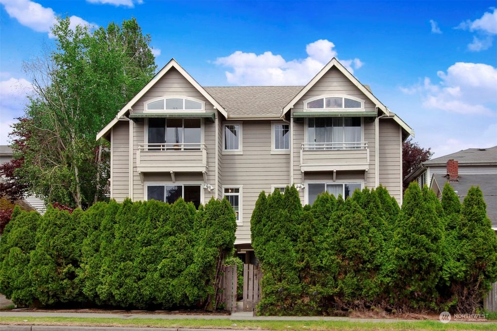 Photo of 644 NW 85th Street, Seattle, WA 98117 (MLS # 2245524)