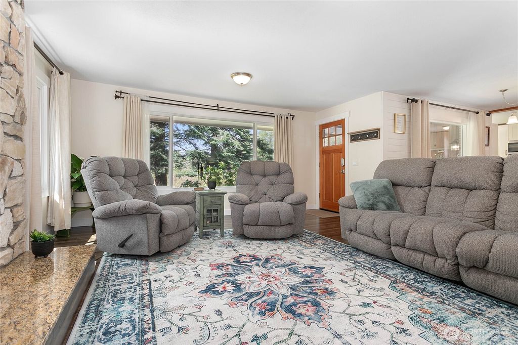 Photo of 997 Larson Road, Bellingham, WA 98226 (MLS # 2515214)