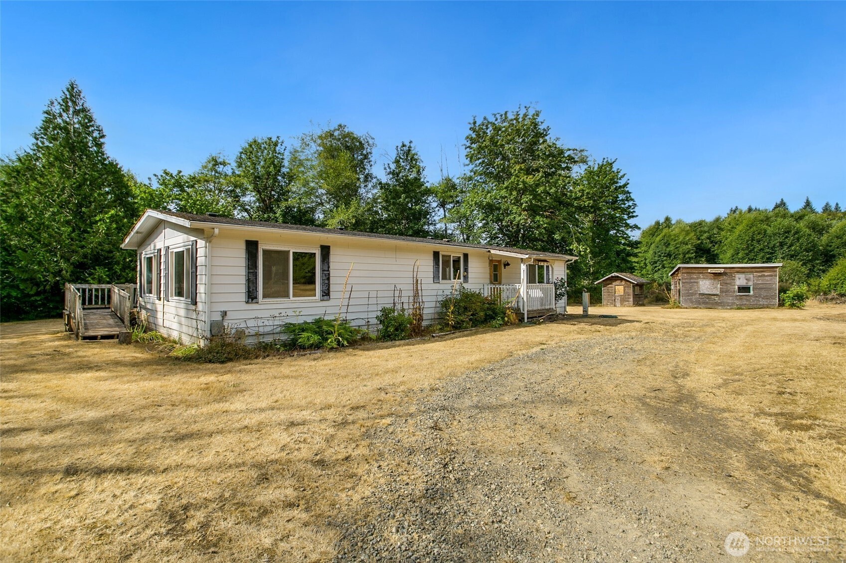 140 NE White Owl Drive
