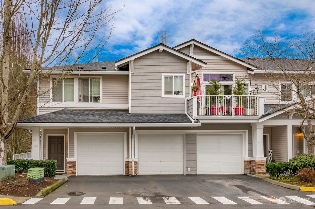 Photo of 14200 69th Drive SE #J2, Snohomish, WA 98296 (MLS # 2055381)