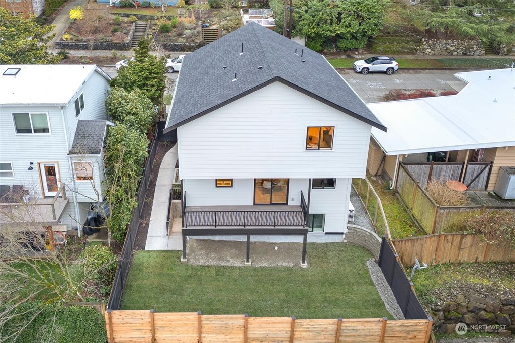 Photo of 5511 Ashworth Avenue N, Seattle, WA 98103 (MLS # 2319117)