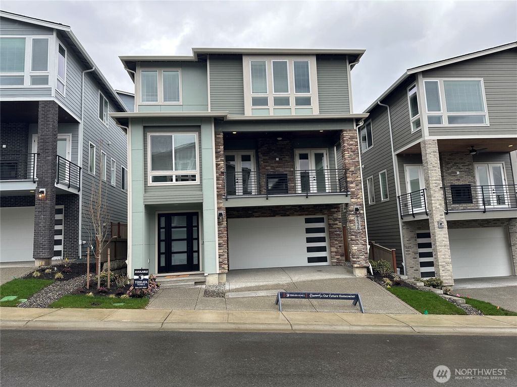 Photo of 7536 S 130th Place, Seattle, WA 98178 (MLS # 2341374)