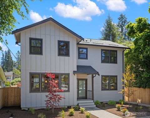 Photo of 315 SE Andrews Street, Issaquah, WA 98027 (MLS # 2542832)