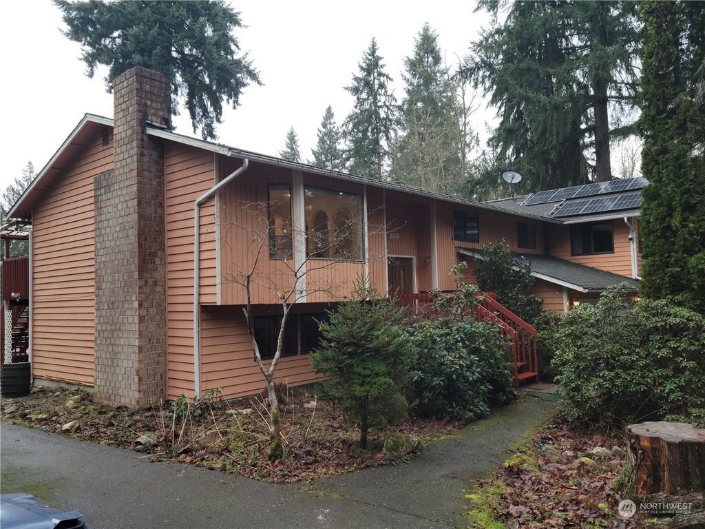 Photo of 14705 216th Avenue NE, Woodinville, WA 98077 (MLS # 2202867)