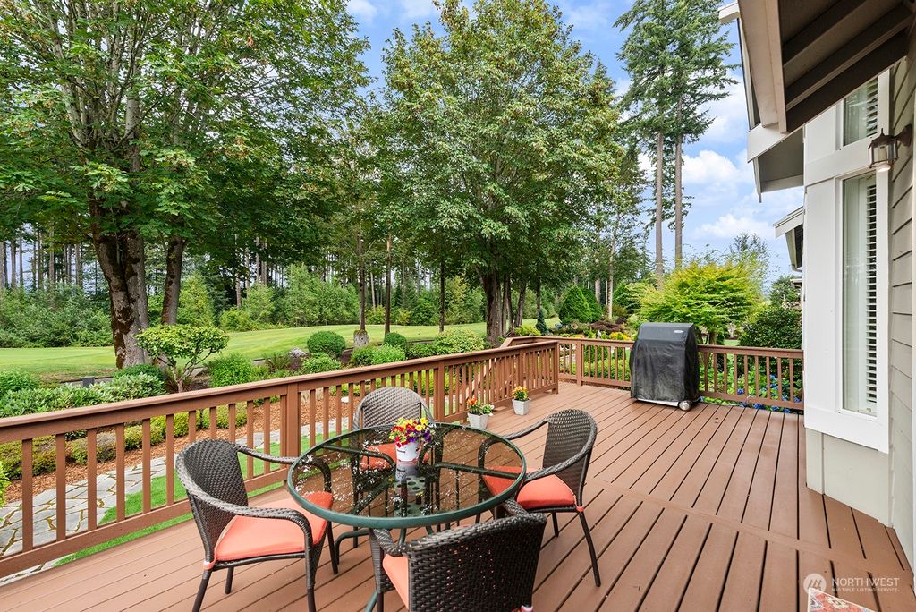 Photo of 12422 235th Place NE, Redmond, WA 98053 (MLS # 2279591)