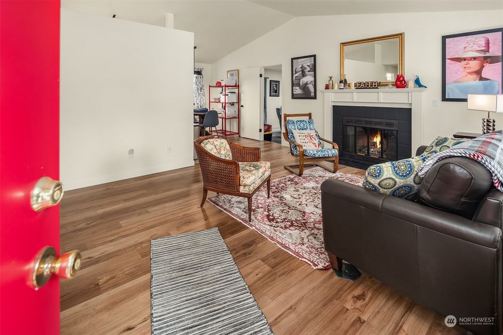 Photo of 1826 SW 353rd Place, Federal Way, WA 98023 (MLS # 2331706)