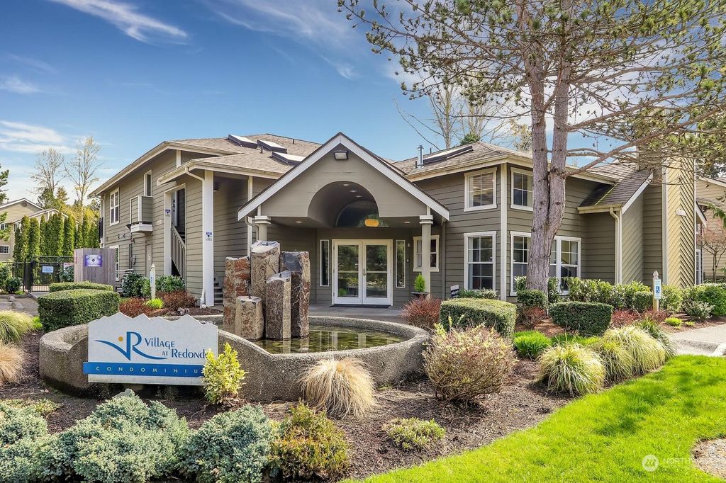 Photo of 1812 S 284th Lane Ln #C203, Federal Way, WA 98003 (MLS # 2219750)