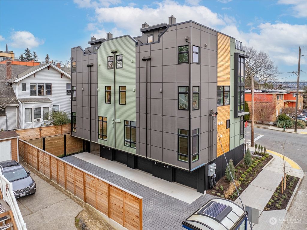 Photo of 3505 Wallingford Avenue N, Seattle, WA 98103 (MLS # 2325164)