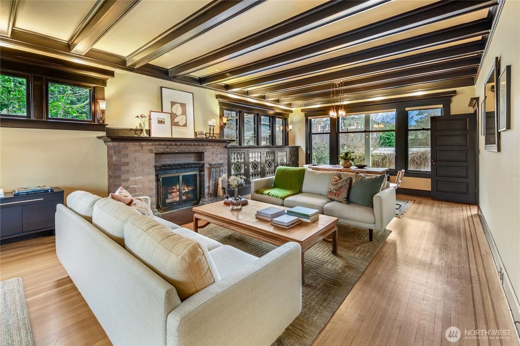 Photo of 951 22nd Avenue E, Seattle, WA 98112 (MLS # 2481530)