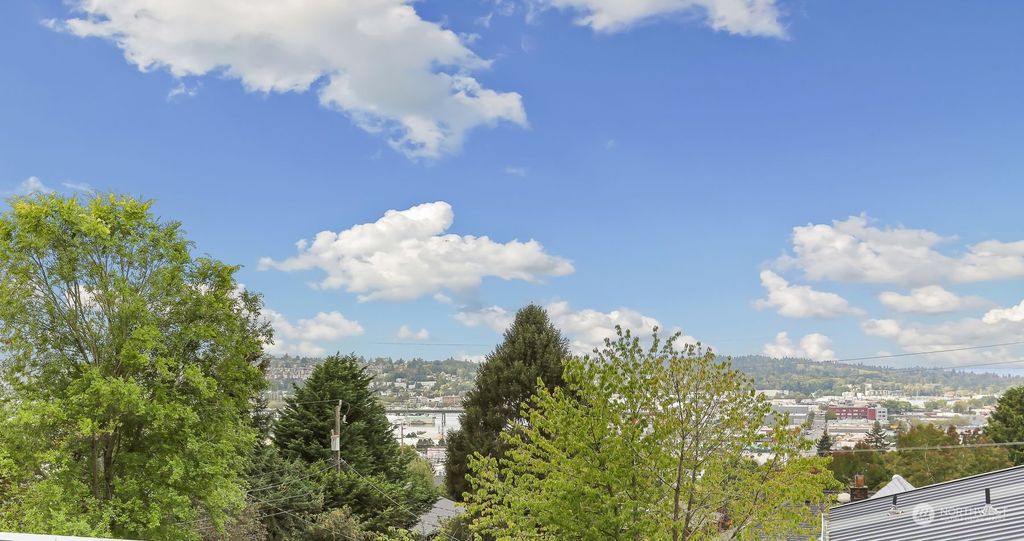 Photo of 203 NW 47th Street, Seattle, WA 98107 (MLS # 2293842)