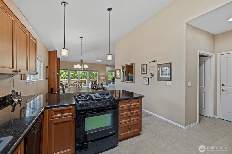 1813 Cedar Springs Lane