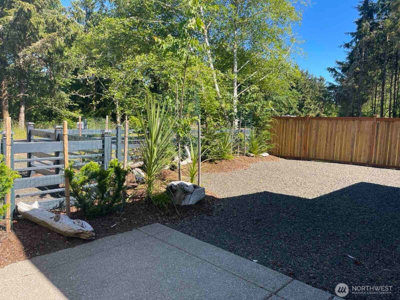 361 Duck Lake Drive SE
