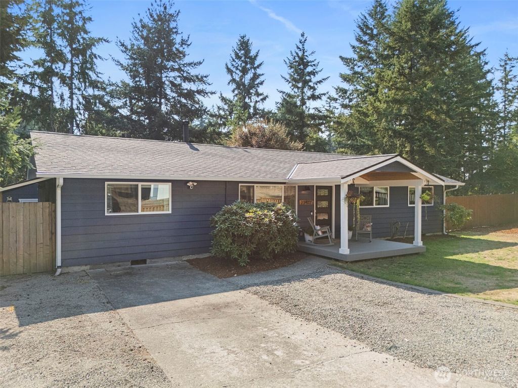 Photo of 23403 SE 267th Street, Maple Valley, WA 98038 (MLS # 2429333)