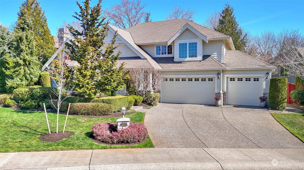 Photo of 3004 278th Court SE, Sammamish, WA 98075 (MLS # 2211944)