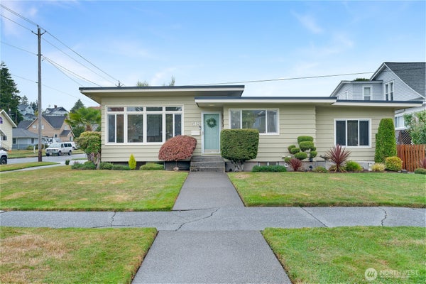 518 N BROADWAY ST, ABERDEEN, WA 98520 - Image 89adf997d8153eec752c7ce3b89a2c0b/555321601