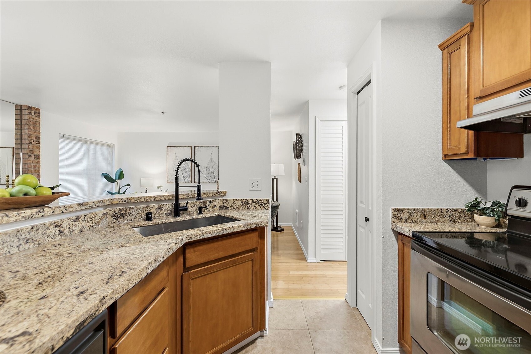 11527 Highway 99 A202