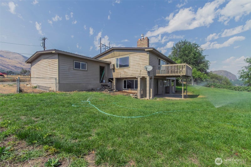 38 Hart Road