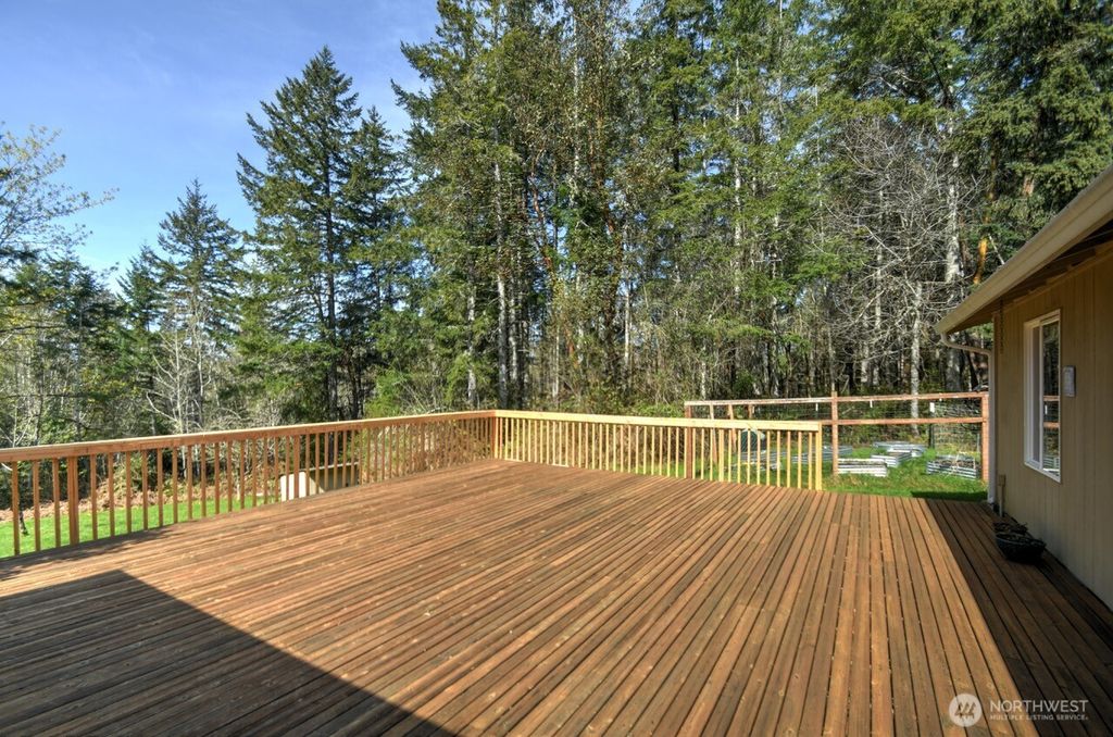 Photo of 8910 Hunter Point Road NW, Olympia, WA 98502 (MLS # 2482869)